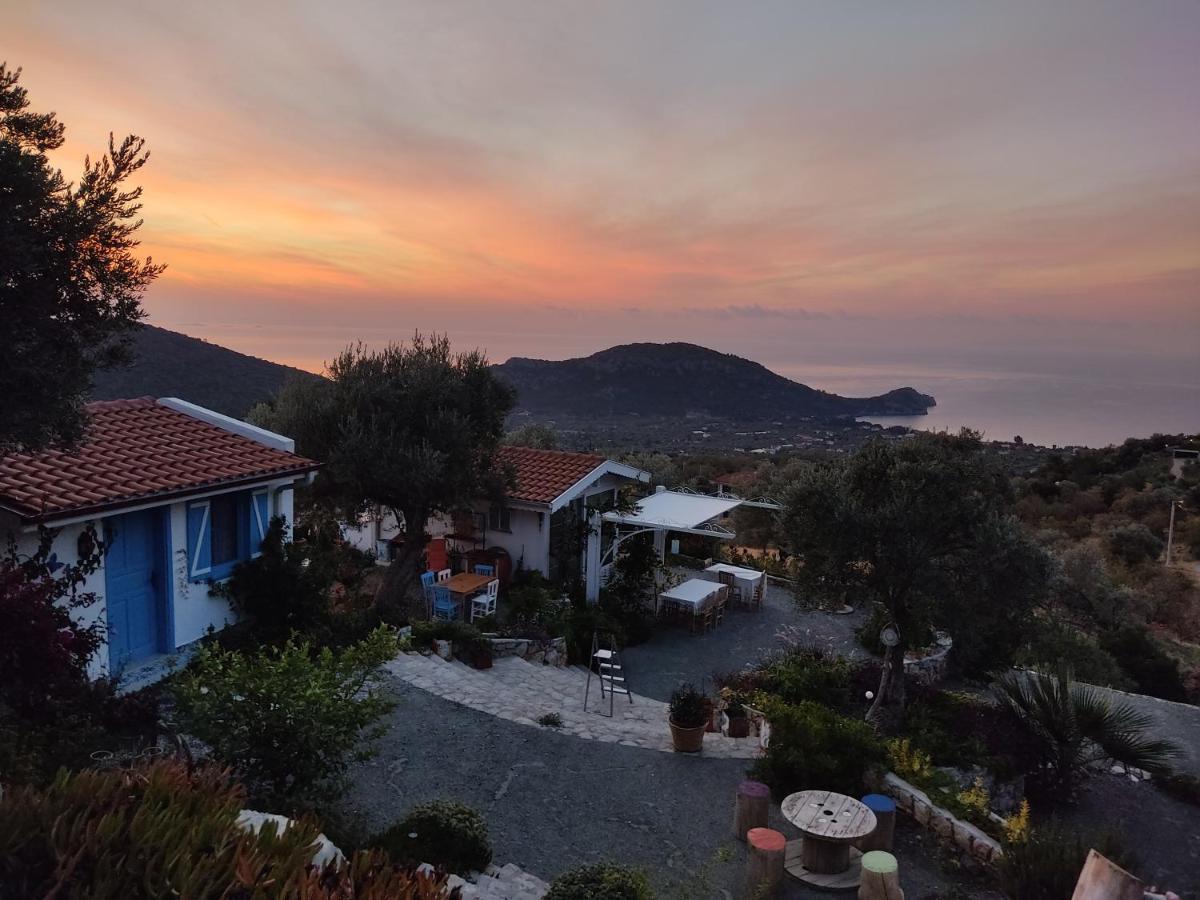 Hotel Mavi Kelebek Datça Esterno foto